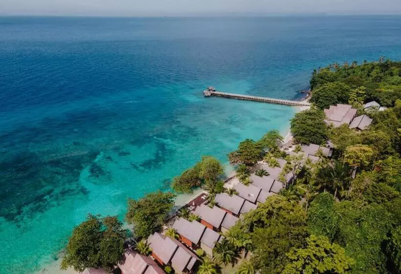 Tunamaya Beach & Spa Resort Tioman Island