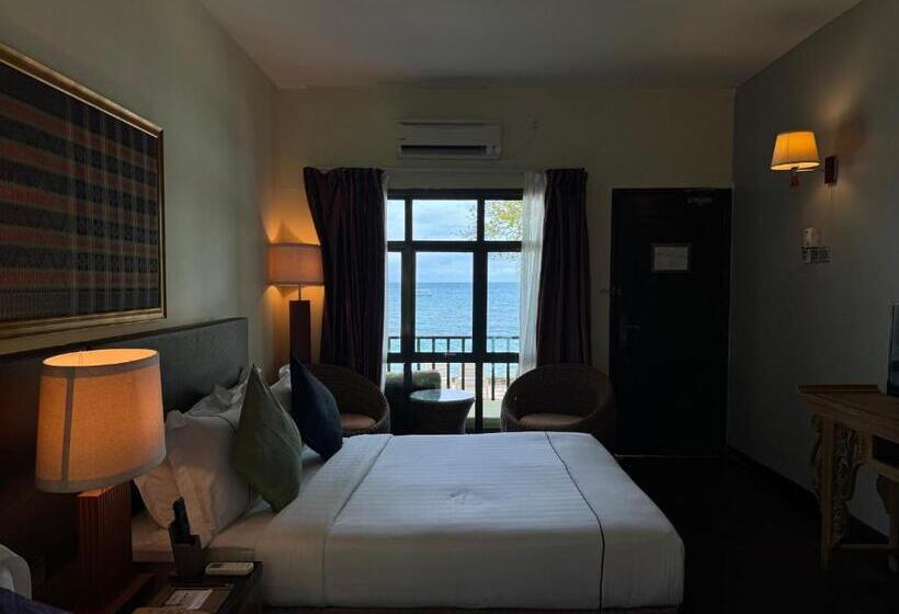 Tunamaya Beach & Spa Resort Tioman Island