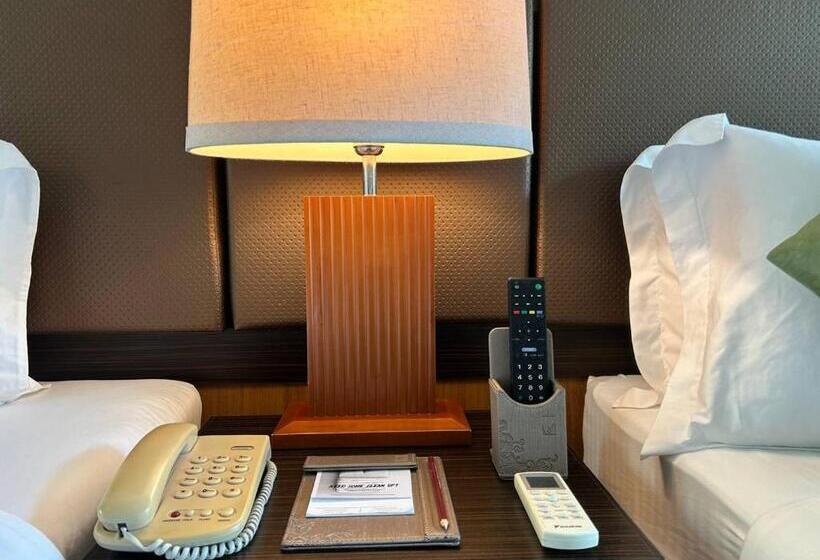 Tunamaya Beach & Spa Resort Tioman Island