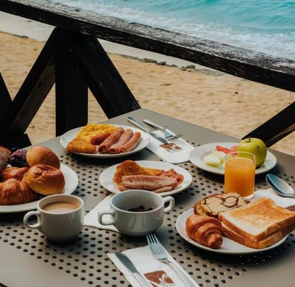 Tunamaya Beach & Spa Resort Tioman Island