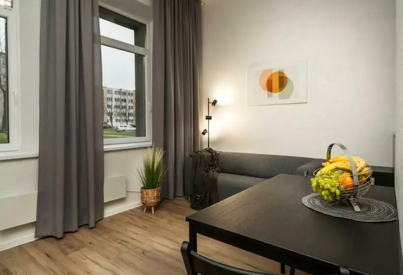 Air Apartment 203