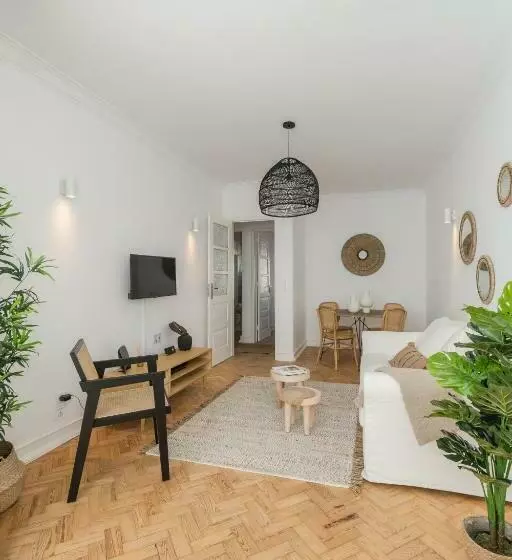 Casa Boma Lisboa   Shining & Spacious Apartments With Balcony   Alvalade I