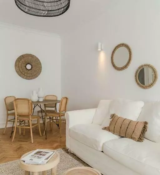 Casa Boma Lisboa   Shining & Spacious Apartments With Balcony   Alvalade I