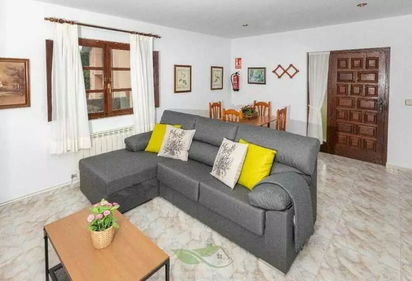 Apartamentos El Acebo