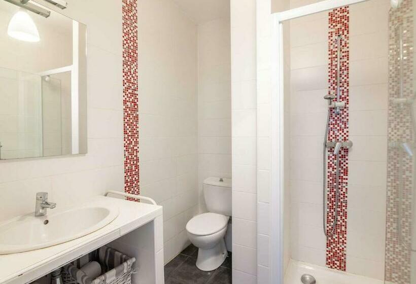 Charmant Appartement Au Centre Ville De Saint Jean De Luz, Plage Et Commerces à Proximité   Fr 1 4 6