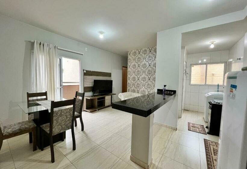 Apto ótima Localização