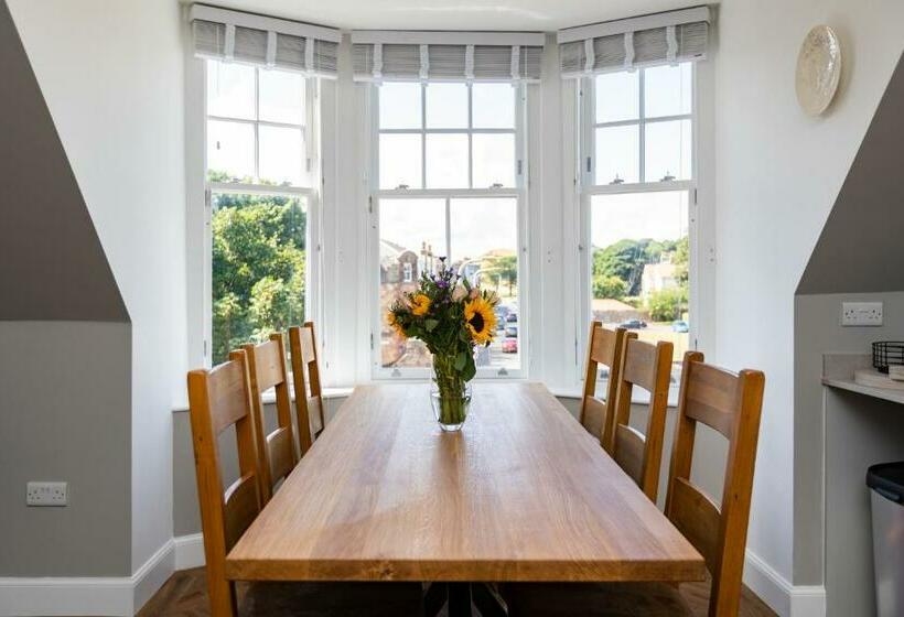 Caddyshacks Gullane, 4 Bedroom, 4 Bath, Golf, Beach