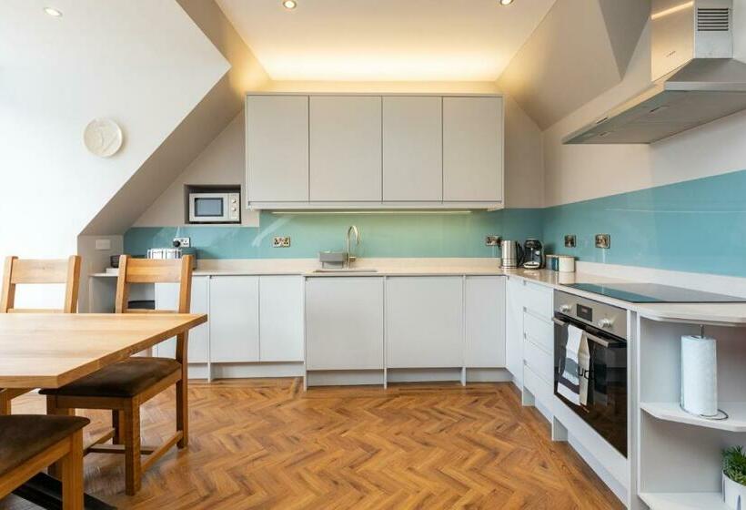 Caddyshacks Gullane, 4 Bedroom, 4 Bath, Golf, Beach