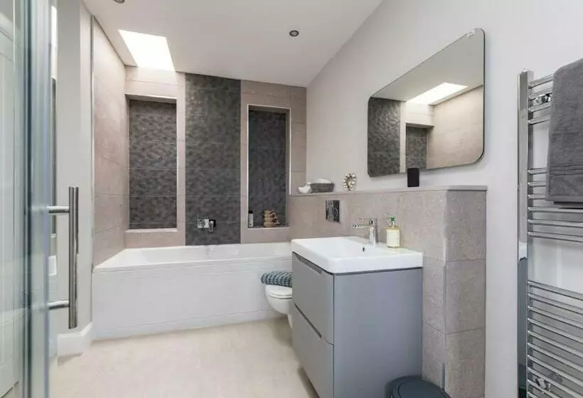 Caddyshacks Gullane, 4 Bedroom, 4 Bath, Golf, Beach