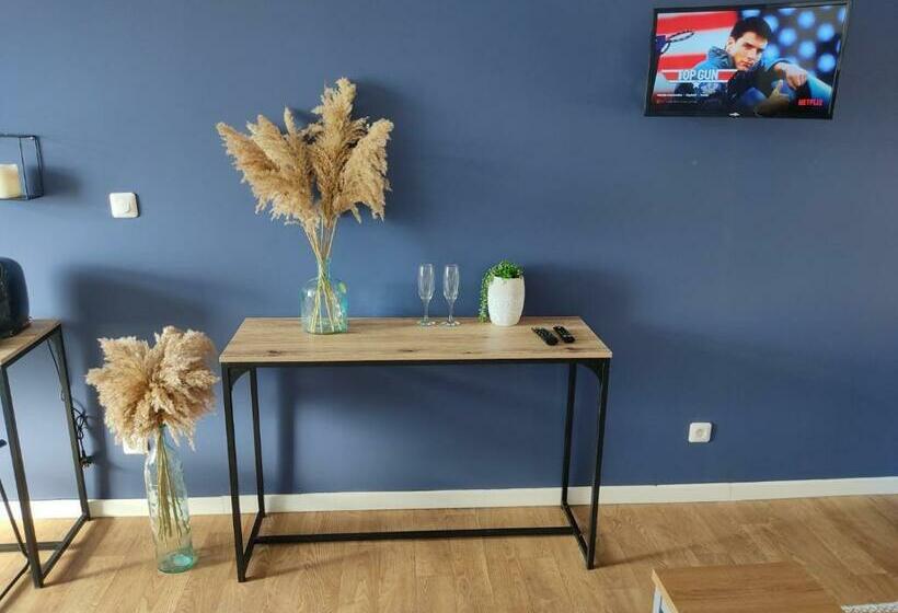 Ng Suitehome Lille I Tourcoing Blanc Seau Duplex Balnéo Netflix Wifi Kitchenette