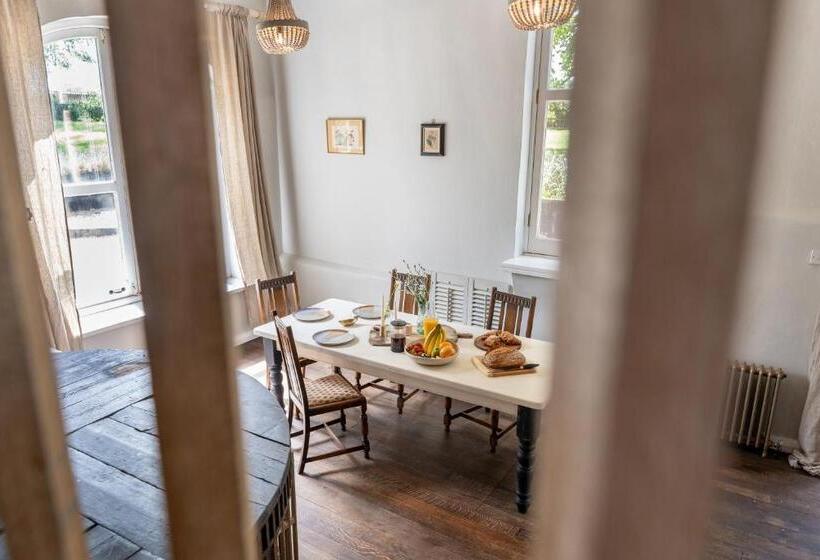 Boddington Mill, Enchanting 3 Bdr Retreat By Oriri