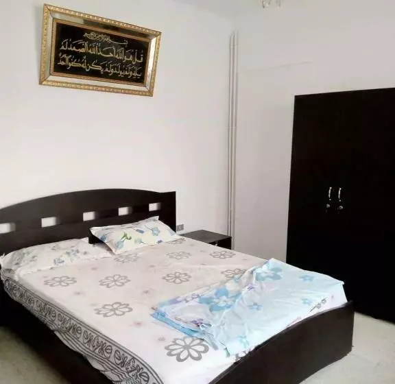 Zeineb