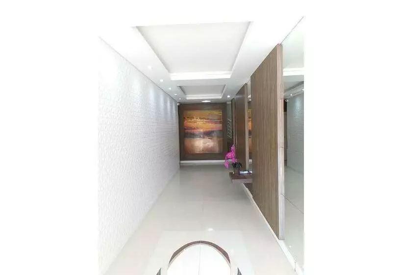 Ar 001 Amplio Dpto Con Patio Privado Excelente Ubicación Céntrica