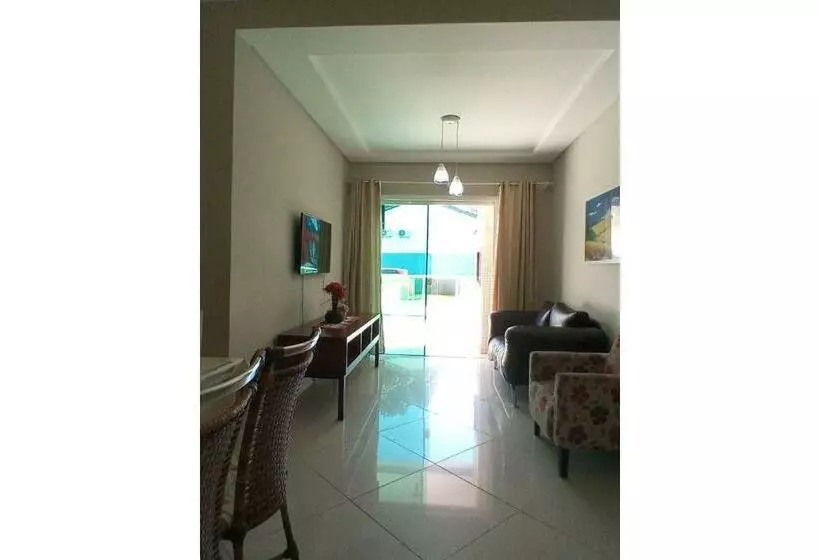 Ar 001 Amplio Dpto Con Patio Privado Excelente Ubicación Céntrica