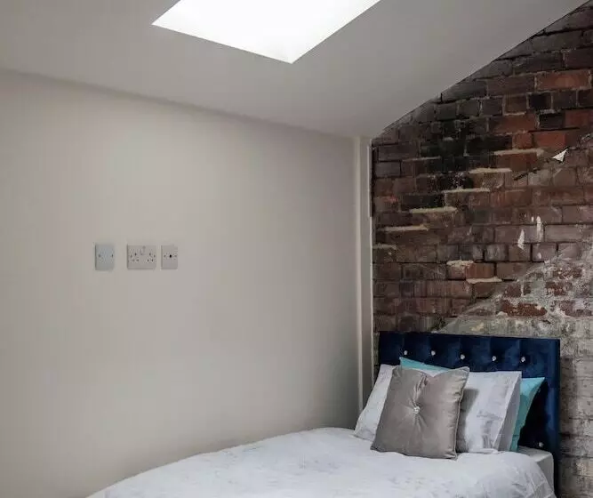 Bv Conditioning House Royal Comfy Suite Bradford