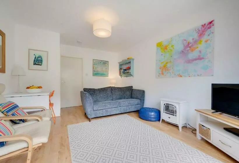 Bayview Bungalow 365