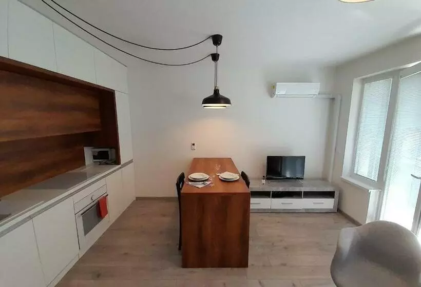 Entrez Radnica 2