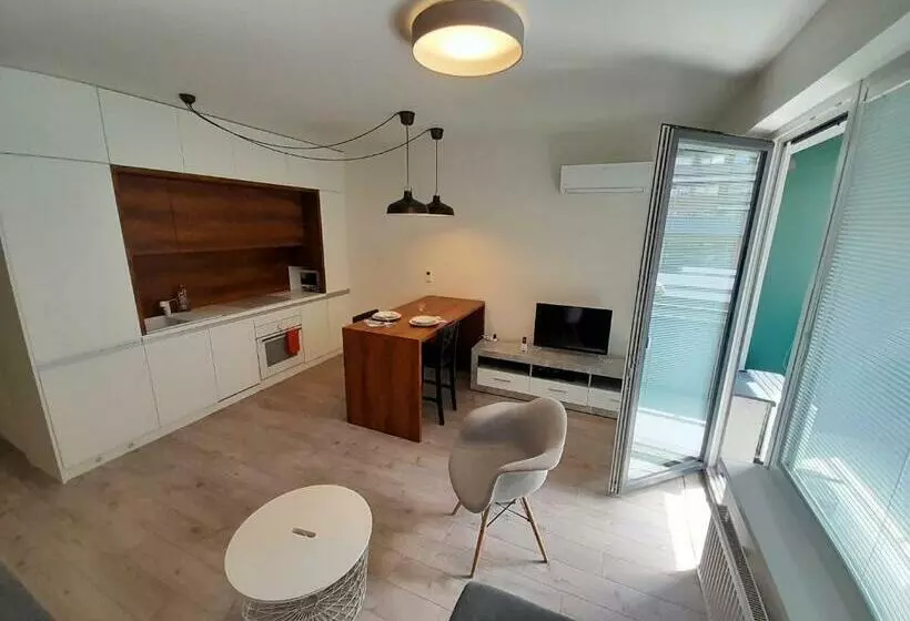 Entrez Radnica 2