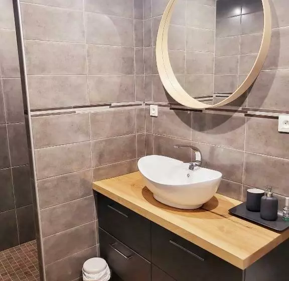 L Héméra: Maison Au Coeur De Barfleur