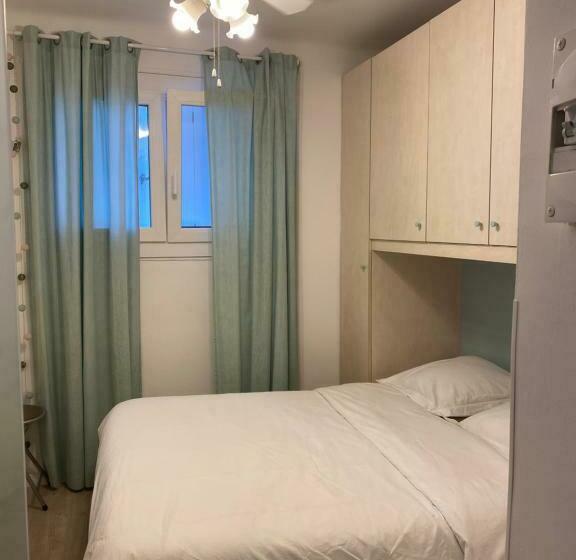 Nid Douillet Sur La Côte D Azur