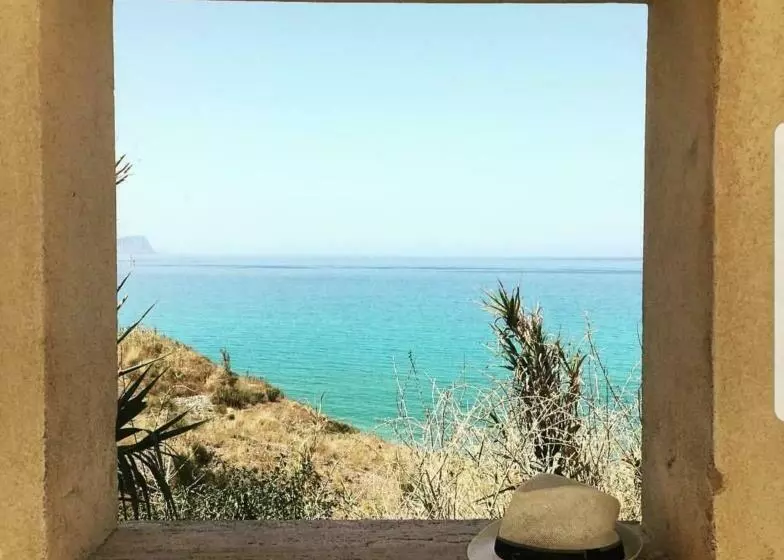 Casa Alba Sul Mare