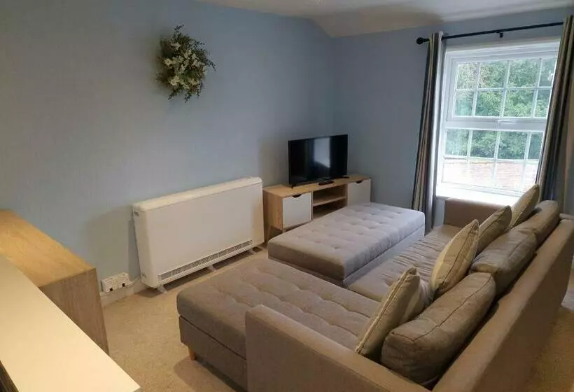 Gorgeous 1 Bed Apartment In Wetwang