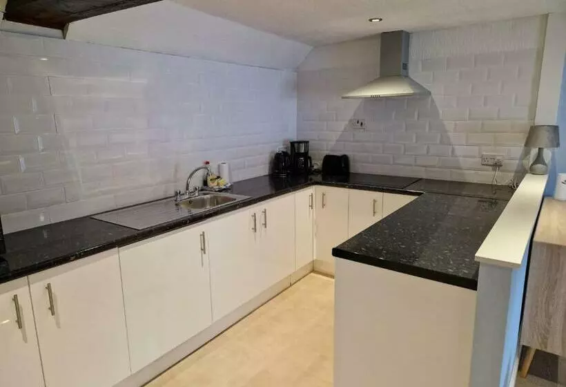 Gorgeous 1 Bed Apartment In Wetwang
