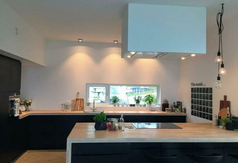 Modern Fjordview Funkis Only Steps From The Sea