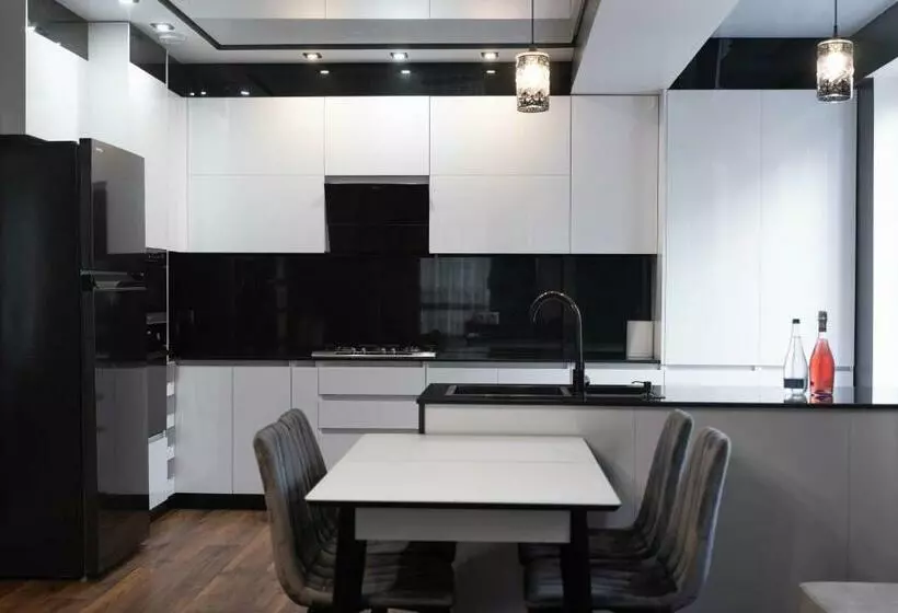 Rentwill Apartments Modern