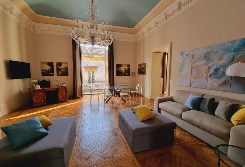 Ancient Luxury Home With Heated Pool Near Catania, Taormina, The Sea And Mount Etna