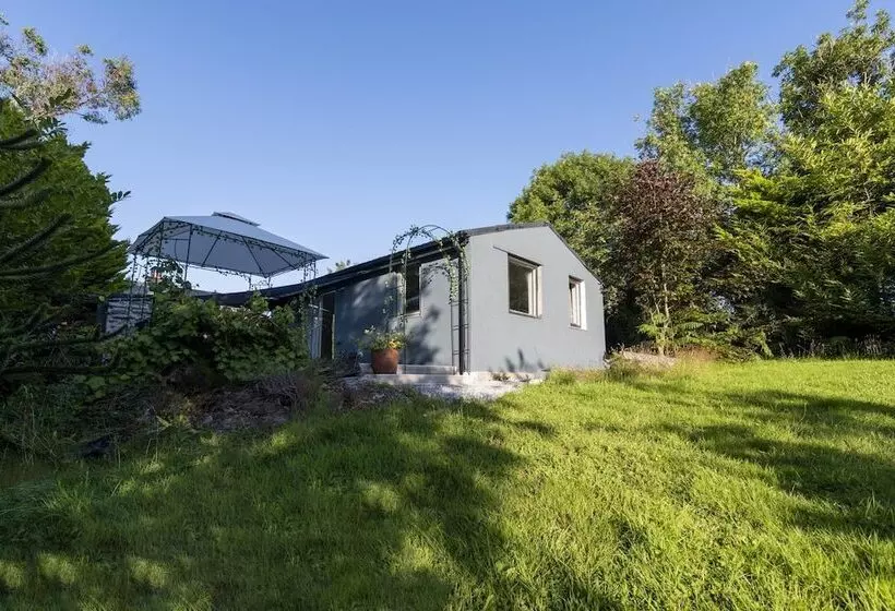 Newly Renovated, Stylish Self Catering Apartment
