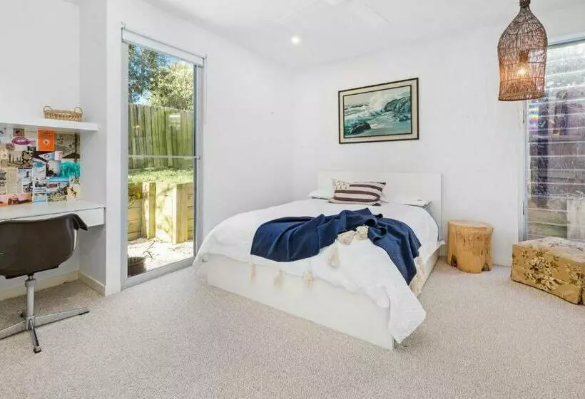 Poolside Paradise Mount Eliza