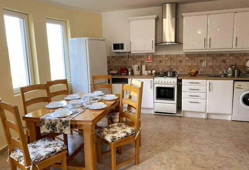 Apartment Happy Place Akatcia