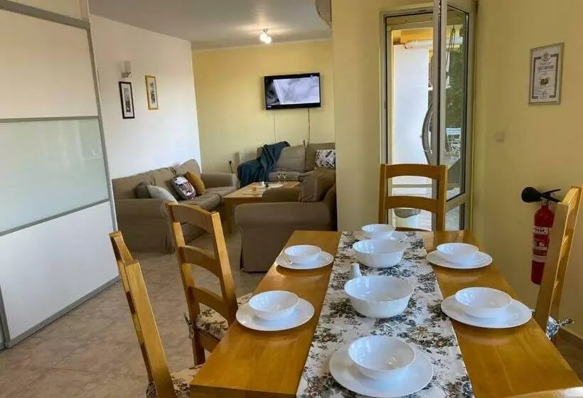 Apartment Happy Place Akatcia