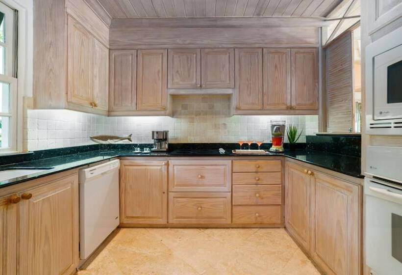 Beacon Hill 202   Moonshadow By Blue Sky Luxury