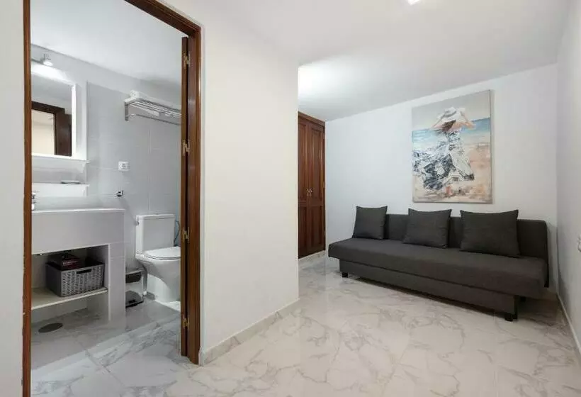 Casita Auxilia Bajo