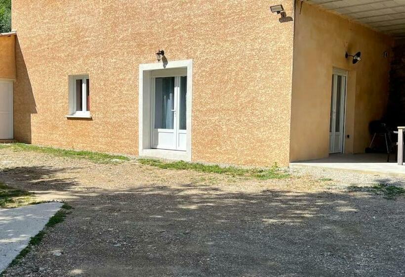 Charmant Logement Avec Piscine