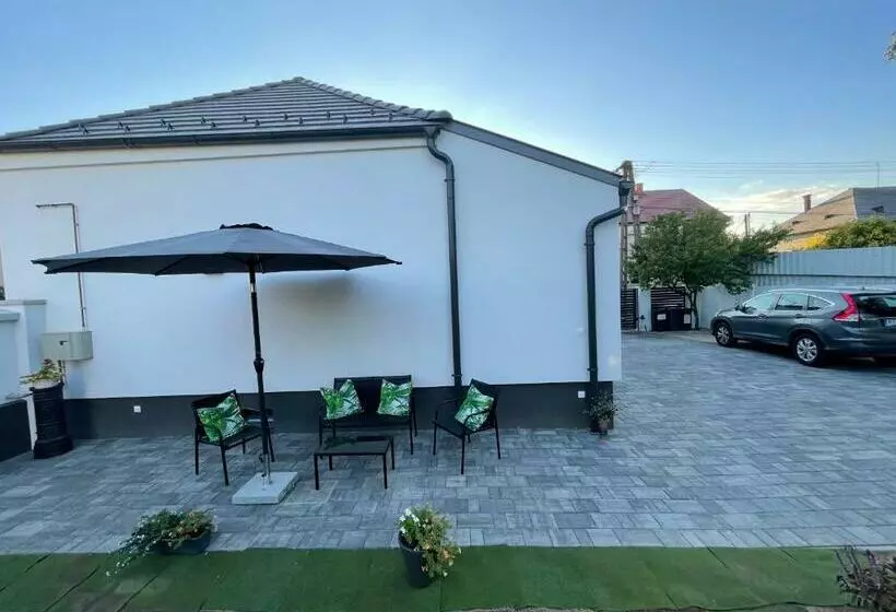 D 20 Apartmanház Zalaegerszeg Dózsa György Utca 20