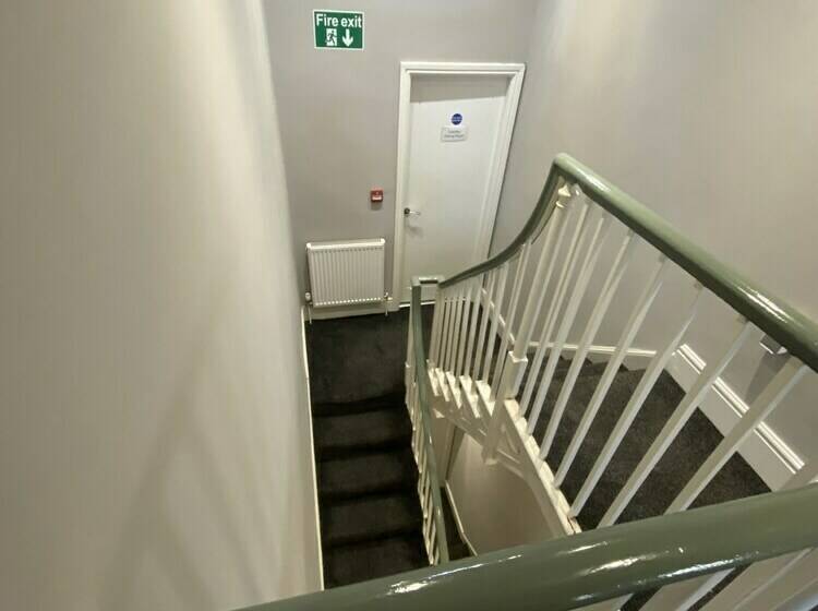 Extra Large Six Bed Six Bath Townhouse