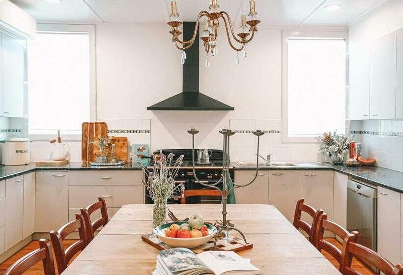 Luxury In The Mallee