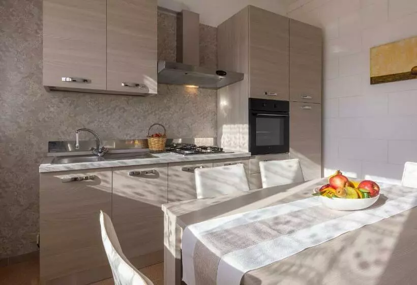 Orchidea House   Relax Nella Stupenda Santa Maria Al Bagno   A Due Passi Dal Mare