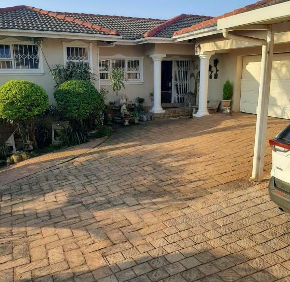 54 Asteria Ave, Larnaco Estate