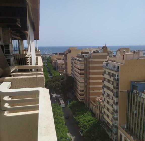 Fantástico ático En El Centro De Almería