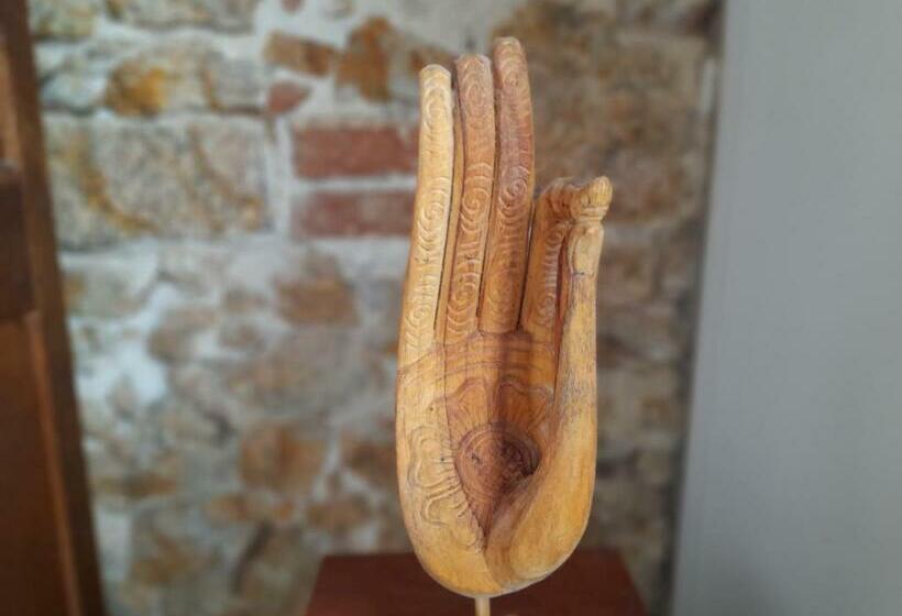 Hauzify I Casa Pecher