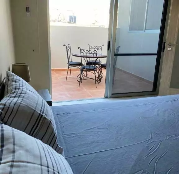 Newly Refurbished Mellieha Central Apartment