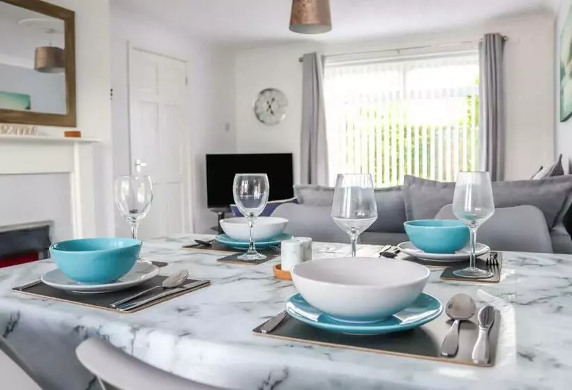 Sea Crest Retreat   Modern   2 Br   Sa   By The Sea