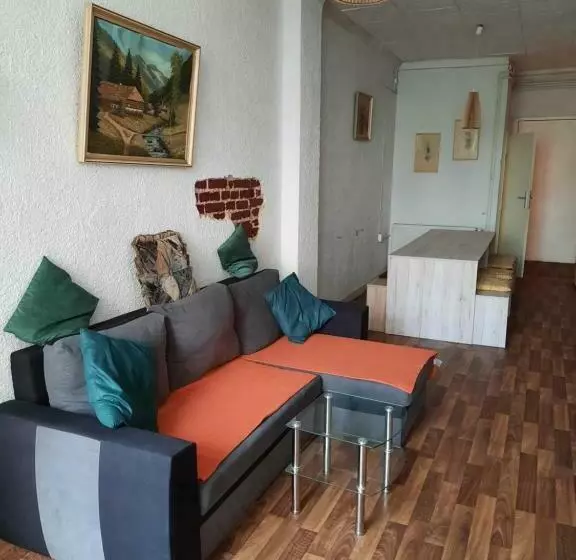 Spacey,central Apartment Near Alexanderplatz