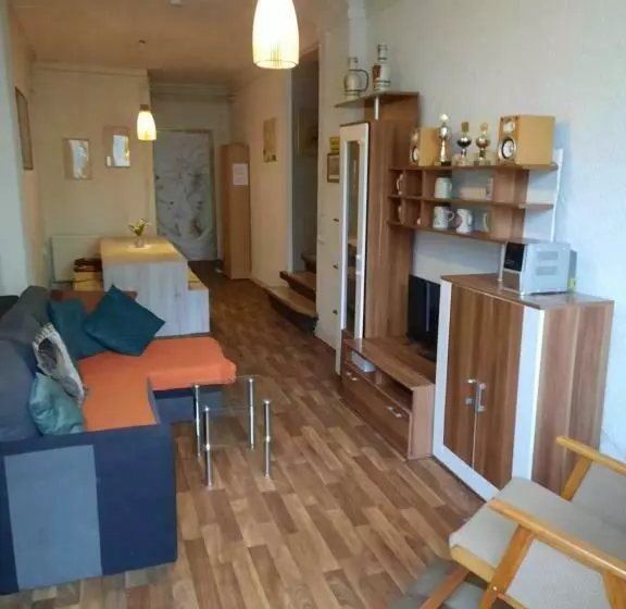 Spacey,central Apartment Near Alexanderplatz