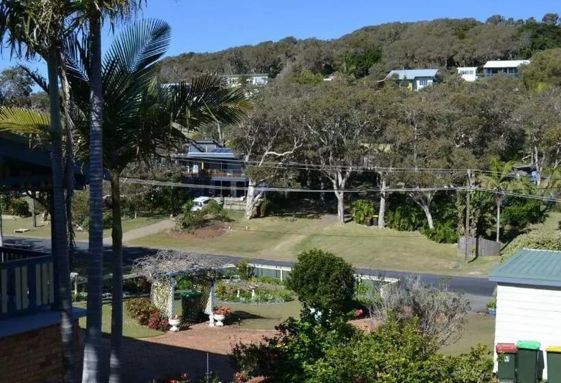 Chriscliffs Hat Head   Bring Your Own Linen