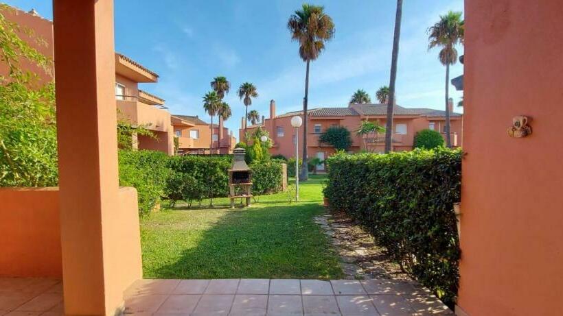 Espaciosa, Tranquila Y Junto A La Playa